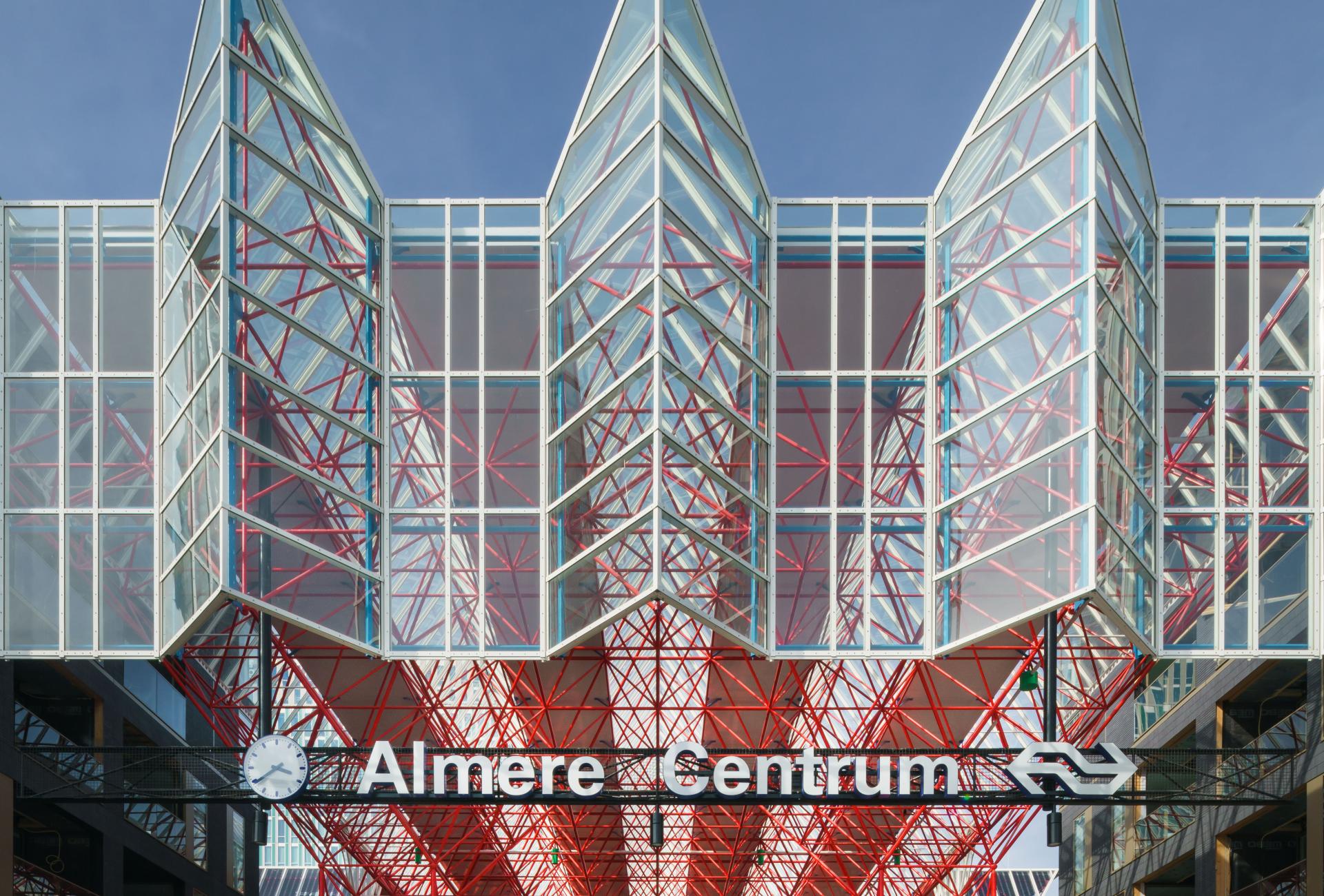 Station Almere centrum