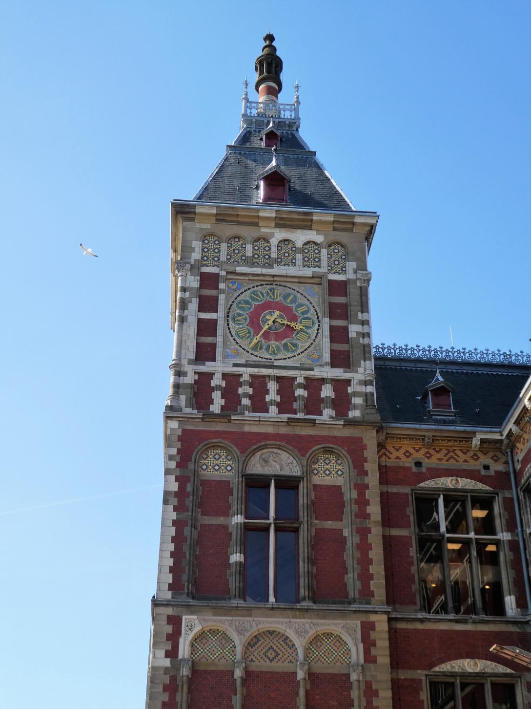 Amsterdam Centraal Gevel klok